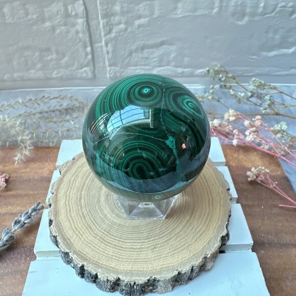 Gorgeous Malachite Sphere from the Congo - Picture 10 of 10